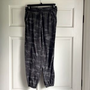 Athleta girl jogger sweats